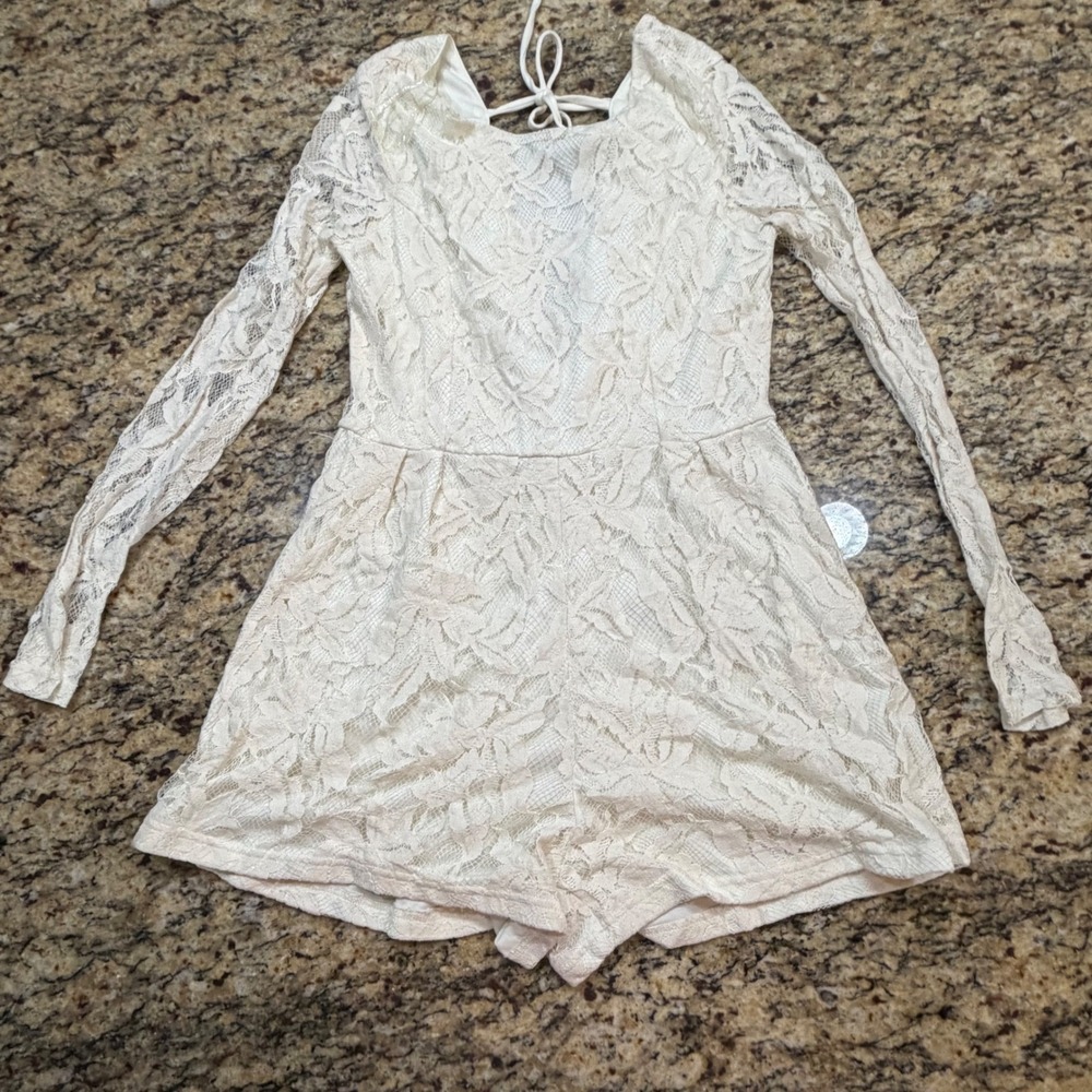 Vintage Charlotte Russe Womens Cream Floral Lace Long Sleeve Romper Ivory M Boho